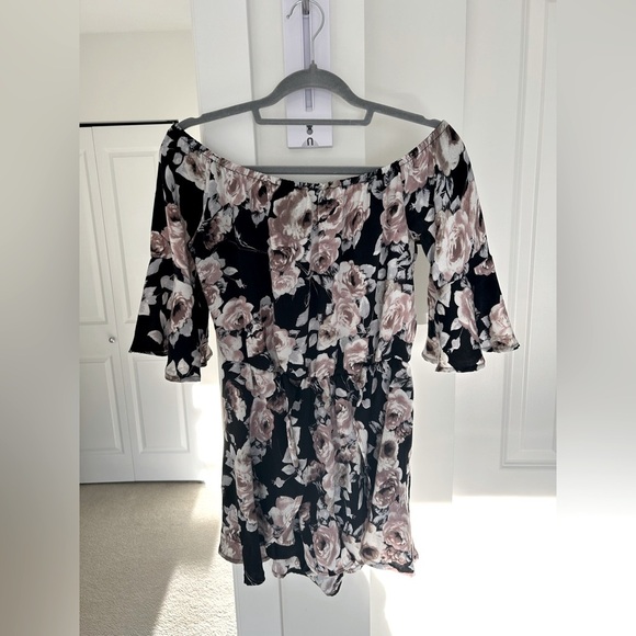 Floral Romper - Picture 2 of 4